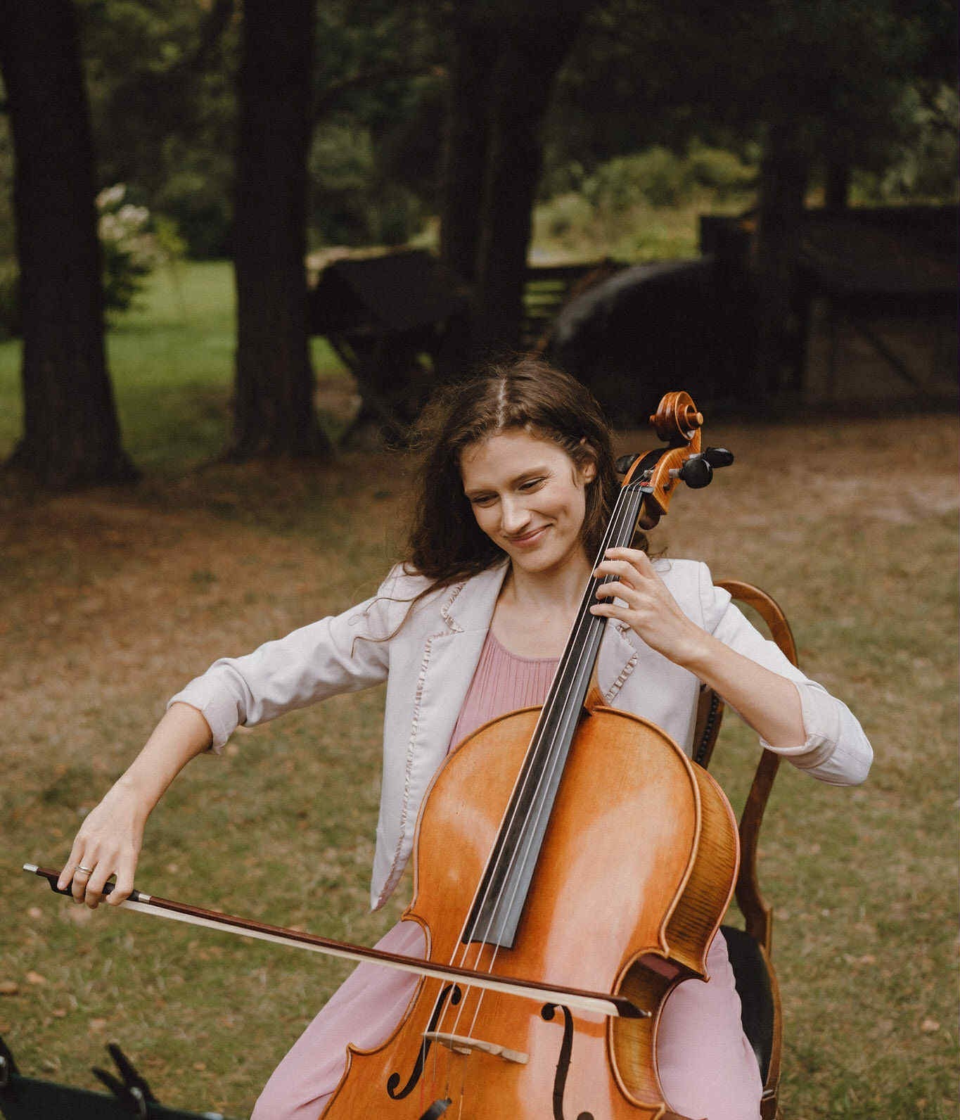 Zuzanna – wiolonczelistka w zespole MattRemay Group