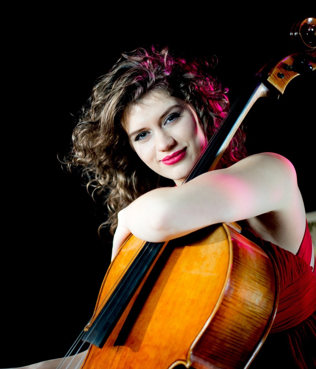 Zuzanna – wiolonczelistka w zespole MattRemay Group (zdjęcie 2)